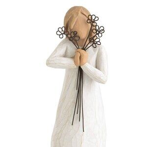 WILLOW TREE Girl Friendship Resin Figurine Bouquet of Flowers Hand Painted